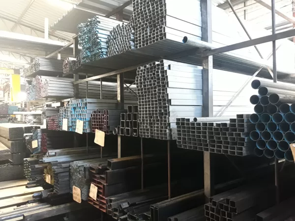 METALONS, TUBOS